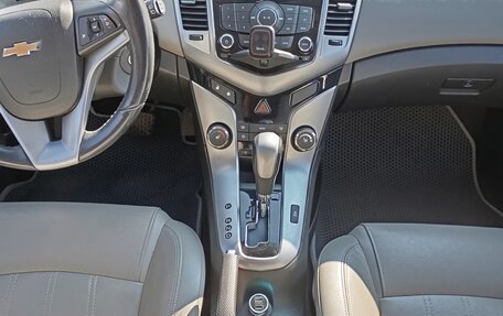 Chevrolet Cruze II, 2012 год, 820 000 рублей, 15 фотография