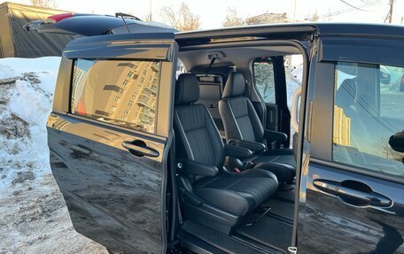 Honda Freed II, 2017 год, 1 670 000 рублей, 6 фотография