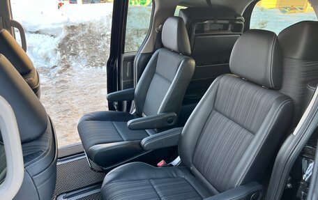 Honda Freed II, 2017 год, 1 670 000 рублей, 13 фотография