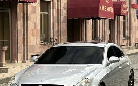 Mercedes-Benz CLS AMG, 2005 год, 1 600 000 рублей, 2 фотография