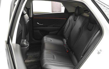 Hyundai Elantra, 2023 год, 2 298 000 рублей, 9 фотография