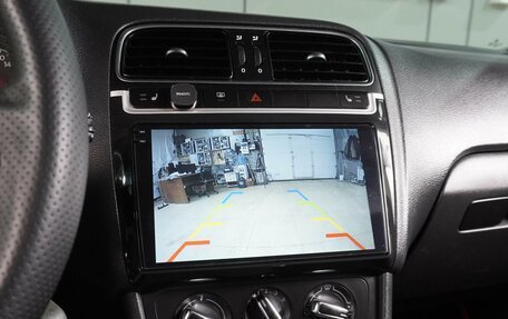 Volkswagen Polo VI (EU Market), 2011 год, 729 000 рублей, 13 фотография