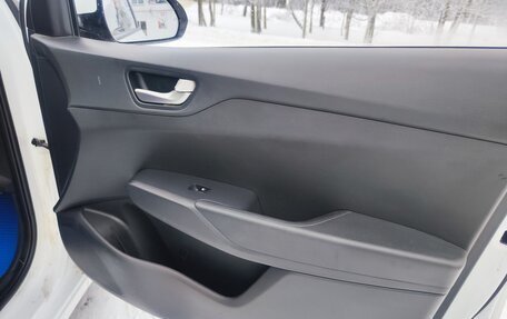 Hyundai Solaris II рестайлинг, 2017 год, 1 380 000 рублей, 13 фотография