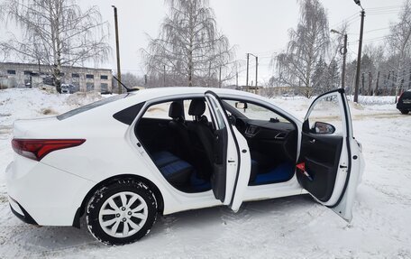 Hyundai Solaris II рестайлинг, 2017 год, 1 380 000 рублей, 16 фотография