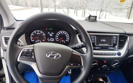 Hyundai Solaris II рестайлинг, 2017 год, 1 380 000 рублей, 19 фотография