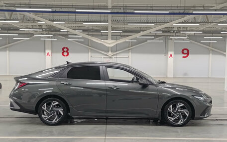 Hyundai Elantra, 2023 год, 2 150 000 рублей, 4 фотография