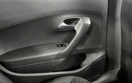 Volkswagen Polo VI (EU Market), 2018 год, 950 000 рублей, 18 фотография