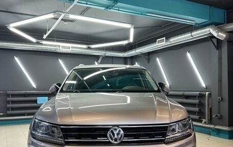 Volkswagen Tiguan II, 2019 год, 2 999 999 рублей, 6 фотография