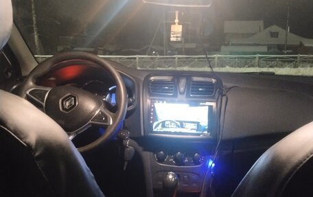 Renault Logan II, 2019 год, 590 000 рублей, 6 фотография