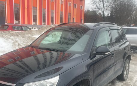 Volkswagen Tiguan I, 2010 год, 750 000 рублей, 2 фотография