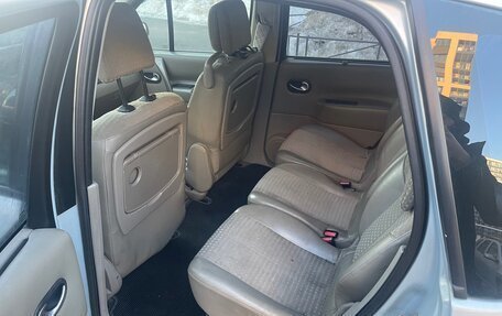 Renault Scenic III, 2004 год, 335 000 рублей, 6 фотография