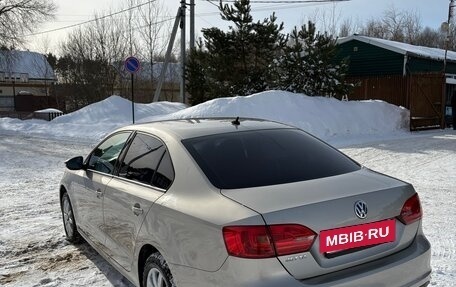 Volkswagen Jetta VI, 2012 год, 800 000 рублей, 2 фотография