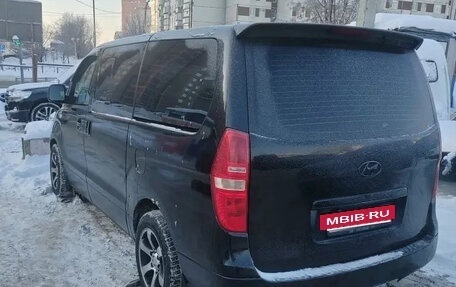 Hyundai Grand Starex Grand Starex I рестайлинг 2, 2009 год, 1 200 000 рублей, 3 фотография