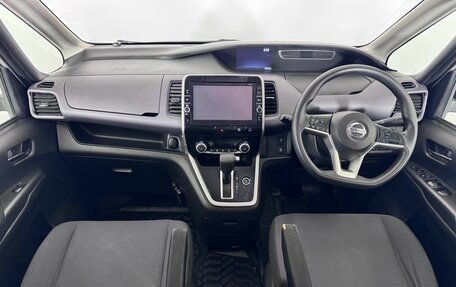 Nissan Serena IV, 2017 год, 1 450 000 рублей, 13 фотография