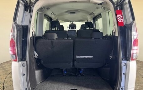 Nissan Serena IV, 2017 год, 1 450 000 рублей, 26 фотография