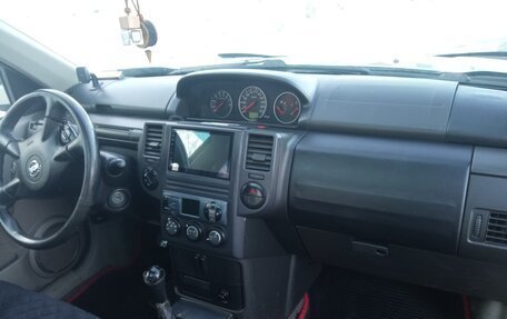 Nissan X-Trail, 2004 год, 820 000 рублей, 12 фотография