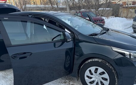 Toyota Corolla, 2015 год, 1 350 000 рублей, 2 фотография