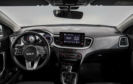 KIA cee'd III, 2022 год, 2 269 000 рублей, 10 фотография
