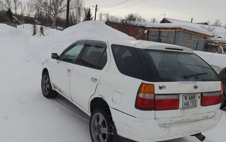 Nissan Rnessa, 2000 год, 235 000 рублей, 2 фотография