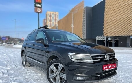 Volkswagen Tiguan II, 2018 год, 2 850 000 рублей, 1 фотография