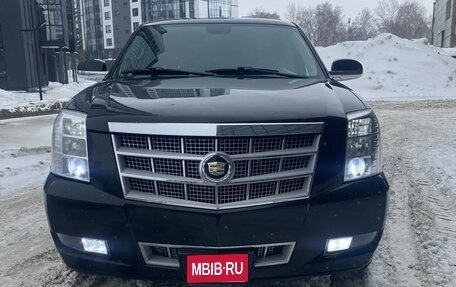 Cadillac Escalade III, 2013 год, 2 900 000 рублей, 1 фотография