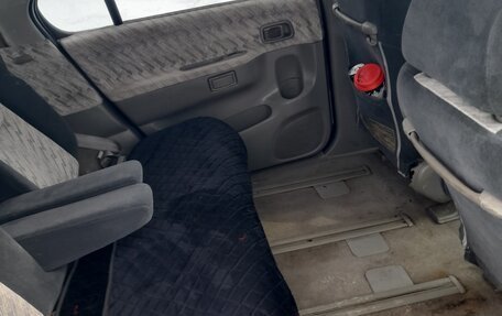 Nissan Rnessa, 2000 год, 235 000 рублей, 8 фотография