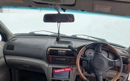 Nissan Rnessa, 2000 год, 235 000 рублей, 6 фотография