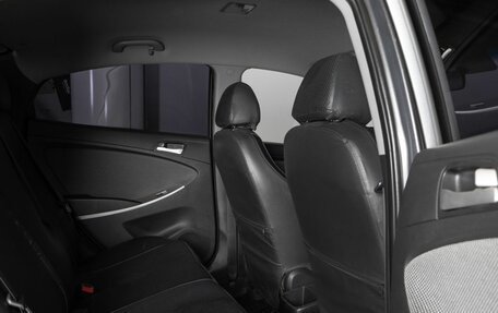 Hyundai Solaris II рестайлинг, 2013 год, 800 000 рублей, 8 фотография