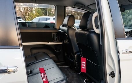 Toyota ISis I, 2012 год, 1 550 000 рублей, 15 фотография