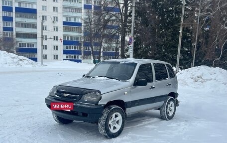 Chevrolet Niva I рестайлинг, 2003 год, 235 000 рублей, 7 фотография