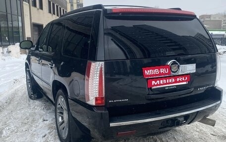 Cadillac Escalade III, 2013 год, 2 900 000 рублей, 17 фотография