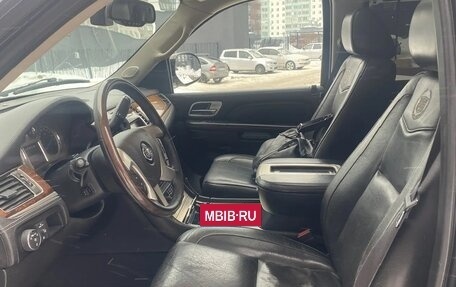 Cadillac Escalade III, 2013 год, 2 900 000 рублей, 28 фотография