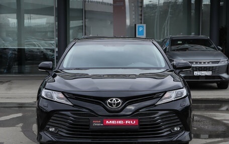 Toyota Camry, 2019 год, 2 900 000 рублей, 2 фотография
