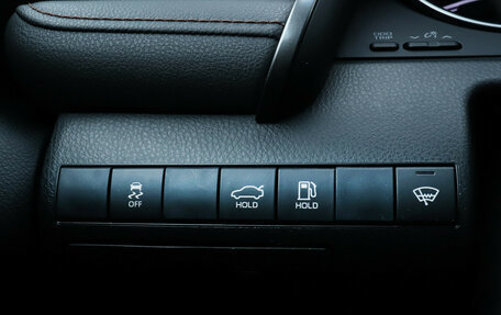 Toyota Camry, 2019 год, 2 900 000 рублей, 17 фотография