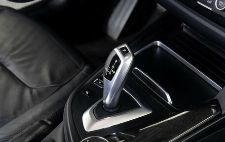 BMW 3 серия, 2018 год, 2 298 000 рублей, 14 фотография