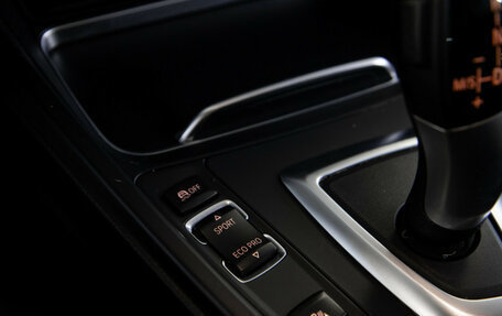 BMW 3 серия, 2018 год, 2 298 000 рублей, 18 фотография