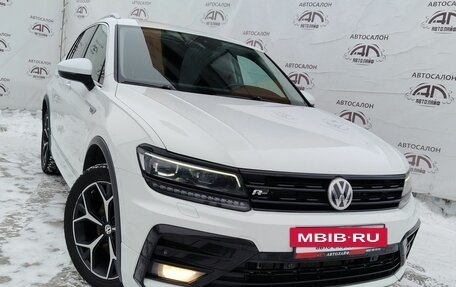 Volkswagen Tiguan II, 2019 год, 2 800 000 рублей, 4 фотография