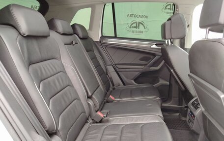 Volkswagen Tiguan II, 2019 год, 2 800 000 рублей, 15 фотография