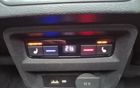 Volkswagen Tiguan II, 2019 год, 2 800 000 рублей, 14 фотография