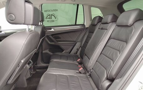 Volkswagen Tiguan II, 2019 год, 2 800 000 рублей, 13 фотография