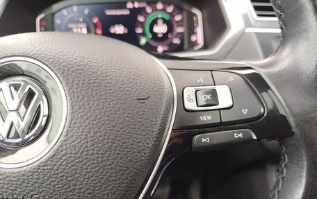 Volkswagen Tiguan II, 2019 год, 2 800 000 рублей, 20 фотография