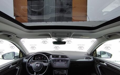 Volkswagen Tiguan II, 2019 год, 2 800 000 рублей, 17 фотография