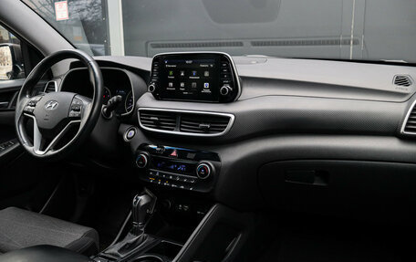 Hyundai Tucson III, 2019 год, 2 390 000 рублей, 7 фотография