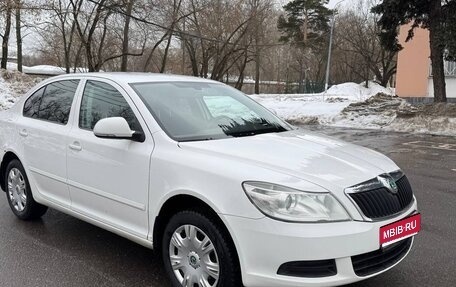 Skoda Octavia, 2012 год, 999 000 рублей, 1 фотография