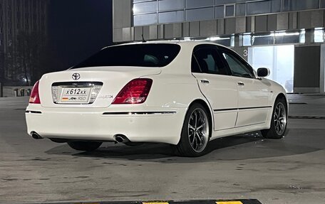 Toyota Crown Majesta, 2006 год, 900 000 рублей, 5 фотография