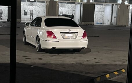 Toyota Crown Majesta, 2006 год, 900 000 рублей, 6 фотография