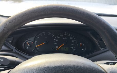 Ford Focus IV, 2004 год, 290 000 рублей, 17 фотография