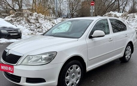 Skoda Octavia, 2012 год, 999 000 рублей, 2 фотография