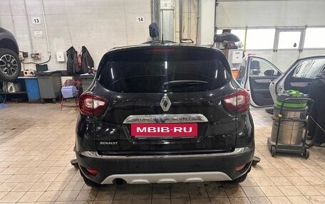 Renault Kaptur I рестайлинг, 2018 год, 1 370 000 рублей, 2 фотография