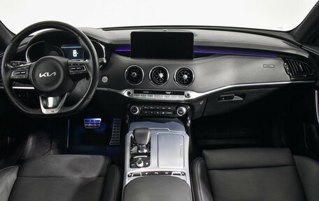 KIA Stinger I, 2023 год, 3 397 900 рублей, 14 фотография